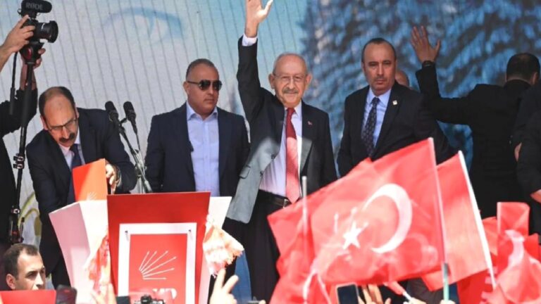 Kılıçdaroğlu cephesinden Özgür Özel’e yakın milletvekillerine “geç olmadan katılın” telefonu