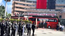 Mühür, meydan ve sarmal: CHP krizini meşruiyet ayrışması üzerinden okumak