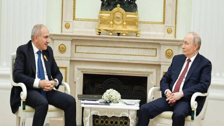 Seçime 5 gün kala: Rusya, Erivan Büyükelçisi’ni Ermenistan’ın AB ile ilişkilerini ‘istişare etmek’ için geri çağırdı