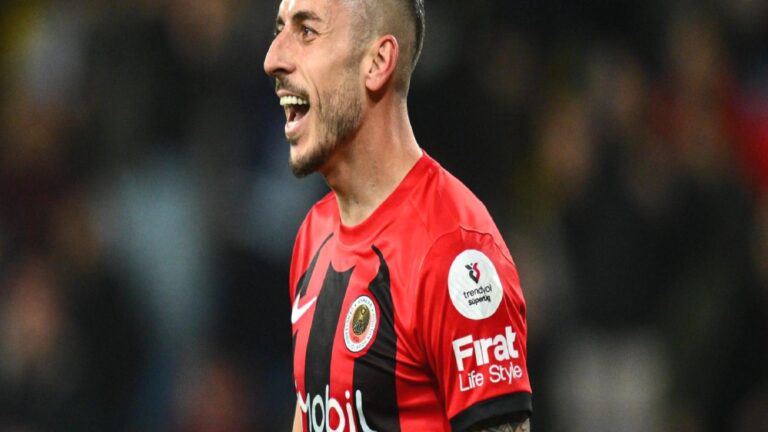 Trabzonspor, Metehan Mimaroğlu ile anlaştı