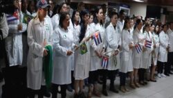 Venezuela’da sağlık hizmetleri krizi: Kübalı doktorlar ABD’nin baskısı sonucu ülkeden ayrılıyor