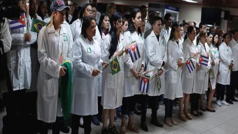 Venezuela’da sağlık hizmetleri krizi: Kübalı doktorlar ABD’nin baskısı sonucu ülkeden ayrılıyor
