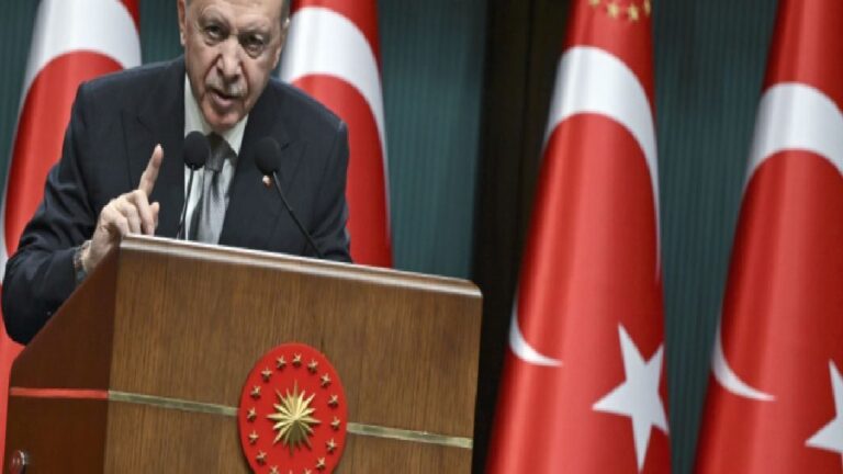 Erdoğan: Yatırım taahhütlü avans kredi programı bütçesini 750 milyar liraya çıkıyoruz