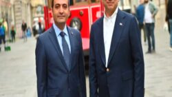 İmamoğlu: Hukuksuzluğun en üst seviyesini yaşadığımız bu dönemde, dün tahliye olan yol arkadaşlarımız bizleri mutlu etti