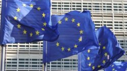 Euro Bölgesi’nde tüketici güveni beklentileri aştı