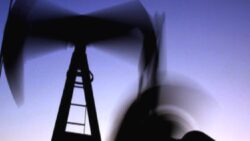 Petrol Hürmüz gerilimiyle yükseldi