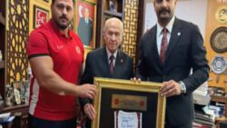 Taha Akgül, Rıza Kayaalp ve Namık Aliyev’den Bahçeli’ye ziyaret