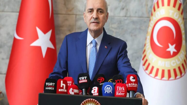 TBMM Başkanı Numan Kurtulmuş, çerçeve yasa teklifine imza attı