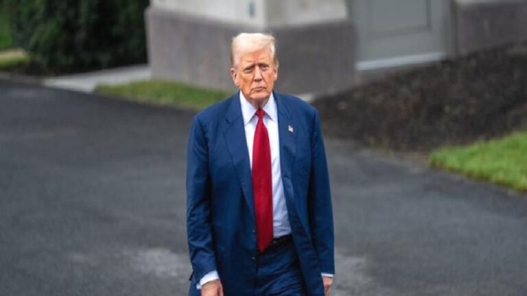 Trump, İran’a yönelik eşi benzeri görülmemiş “ekonomik operasyon” ilan etti