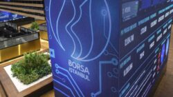 Borsa ve altın haftayı düşüşle tamamladı, dolar yükseldi