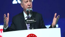 Cumhurbaşkanı Erdoğan’dan 28 Şubat ve ‘kültürel çölleşme’ eleştirisi: En utanç verici kitap katliamları darbe dönemlerinde yaşandı