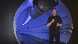Elon Musk, Austin ile San Antonio arasına Hyperloop kurmayı planlıyor
