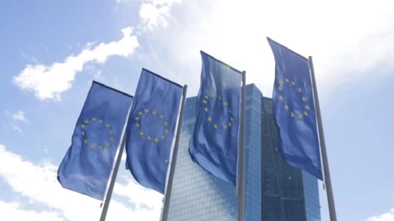 Euro Bölgesi’nde şirket kredileri yavaşladı