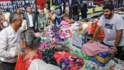 Özgür Özel’den esnafın “geleceğin sultanı, cumhurbaşkanı” sözlerine yanıt: Memlekete adil yönetecek insan lazım; Cumhurbaşkanı deyip havaya sokma felakete sürüklersin bizi
