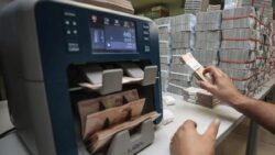 TL mevduatlarında 434,8 milyar liralık artış
